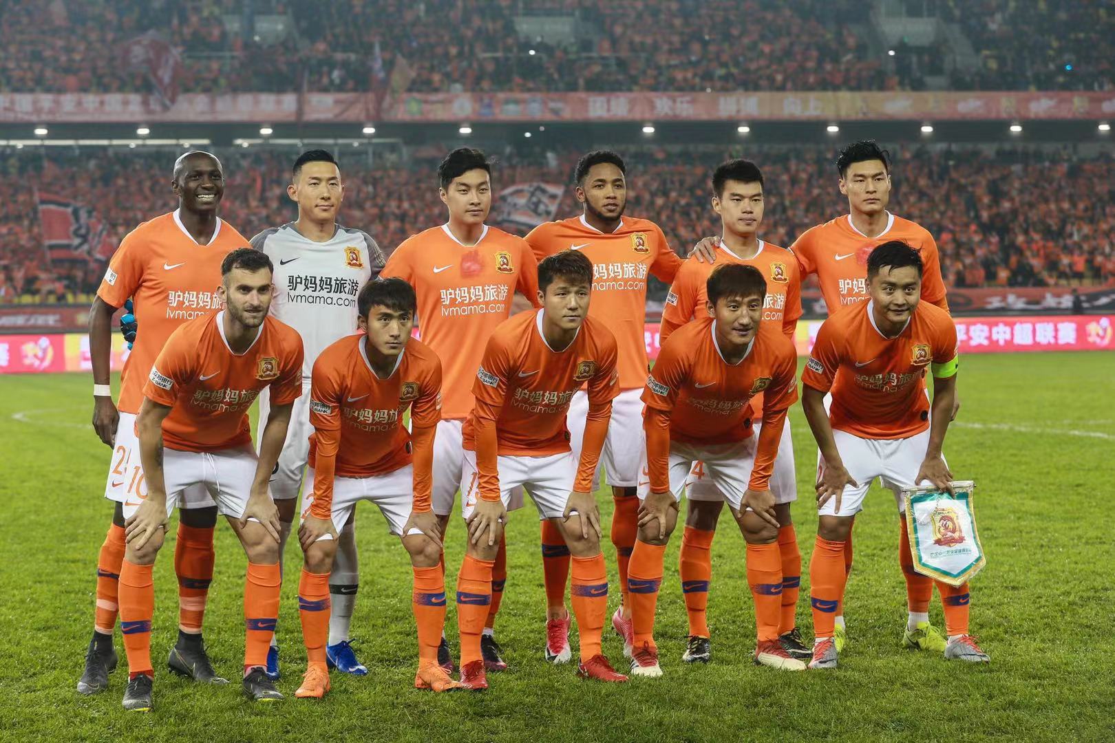 赖短传与内 赖短传与内